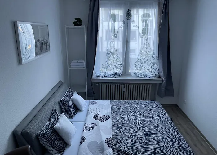 5 Bedroom In Center Perfect For Groups And Families * Kassel