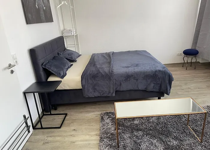 5 Bedroom In Center Perfect For Groups And Families Kassel