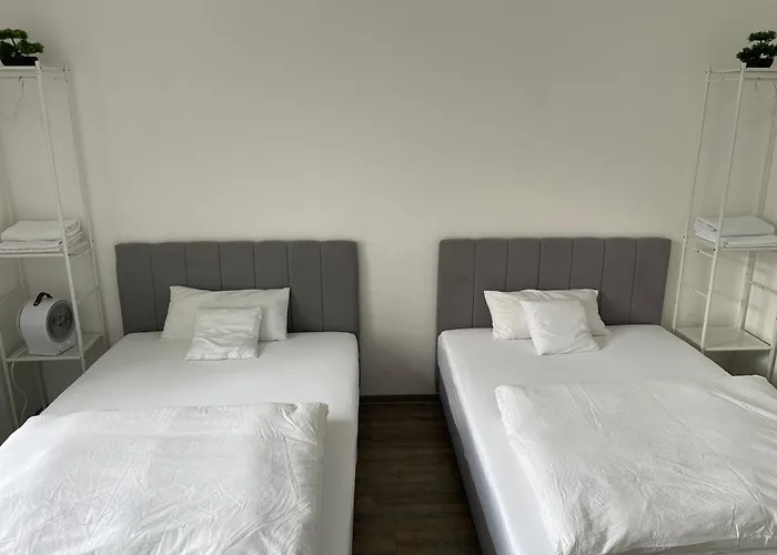 5 Bedroom In Center Perfect For Groups And Families * Kassel